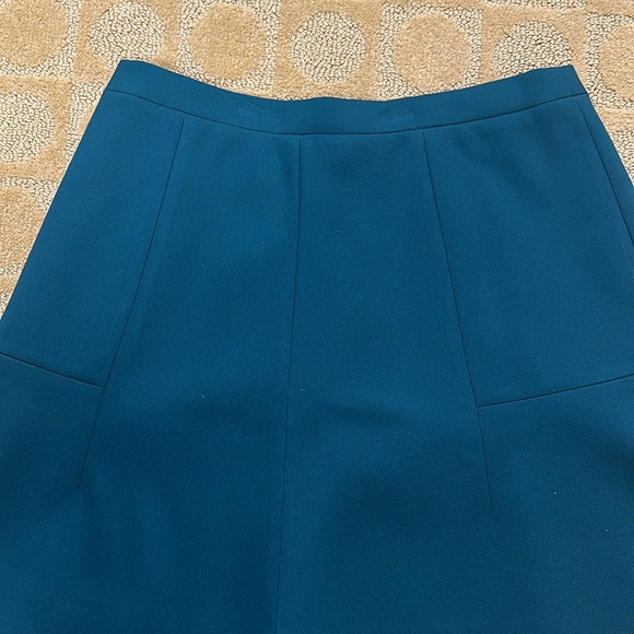 Sharp J Crew skirt - Picture 3 of 5
